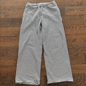 Hollister Black and White Striped Wide Leg Pants